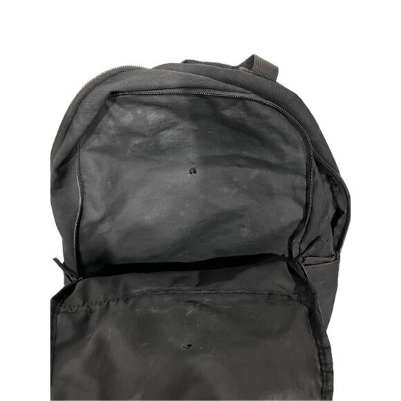 Nike Daily Commuter Black Backpack - Picture 2 of 4